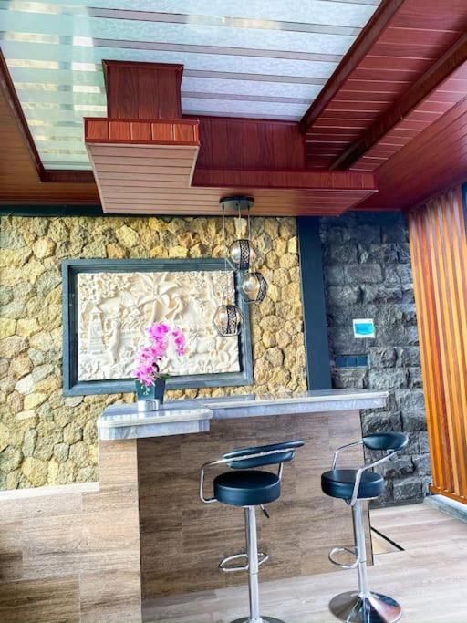 בנדונג Tori Klumpu, 3 Bedroom Artistic Villa, Dual Views Near Ubud מראה חיצוני תמונה